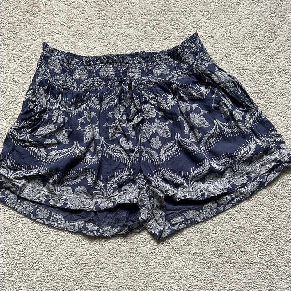 Floral Navy Women's Shorts